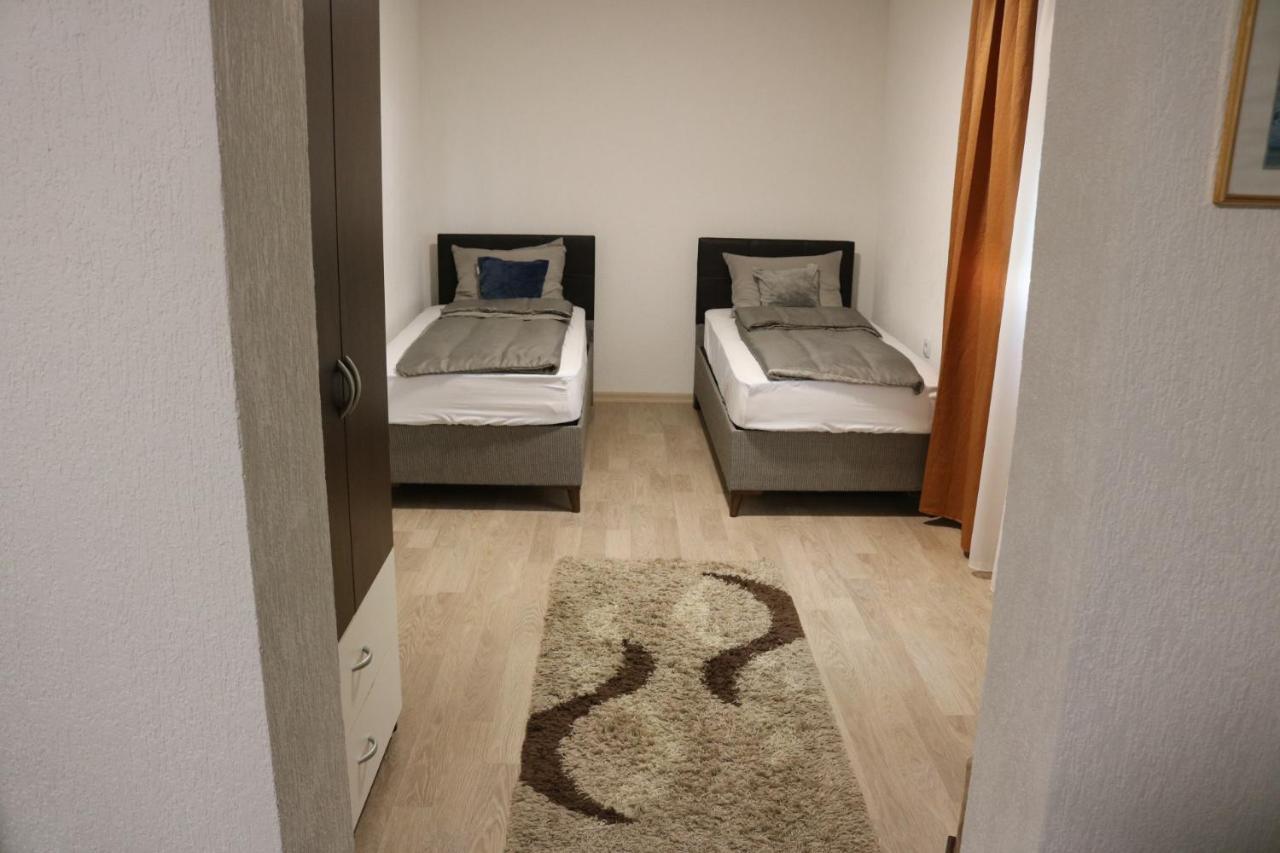 Right Place Apartment Високо Екстериор снимка